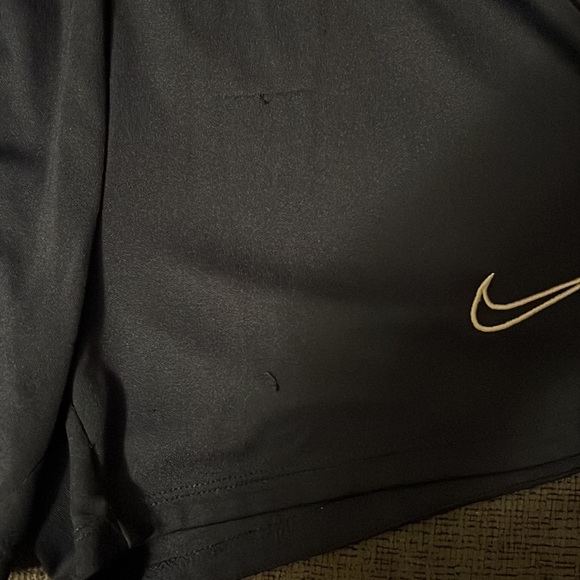 Girls Navy Nike Basketball Shorts - Picture 4 of 6
